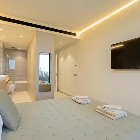 Apartamento Lxr Crown 2br Design Fuengirola
