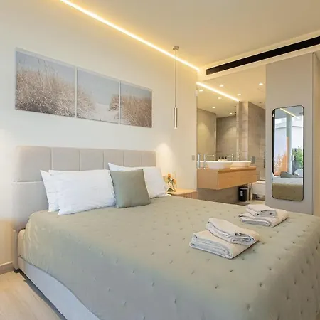 Lxr Crown 2br Design * Fuengirola